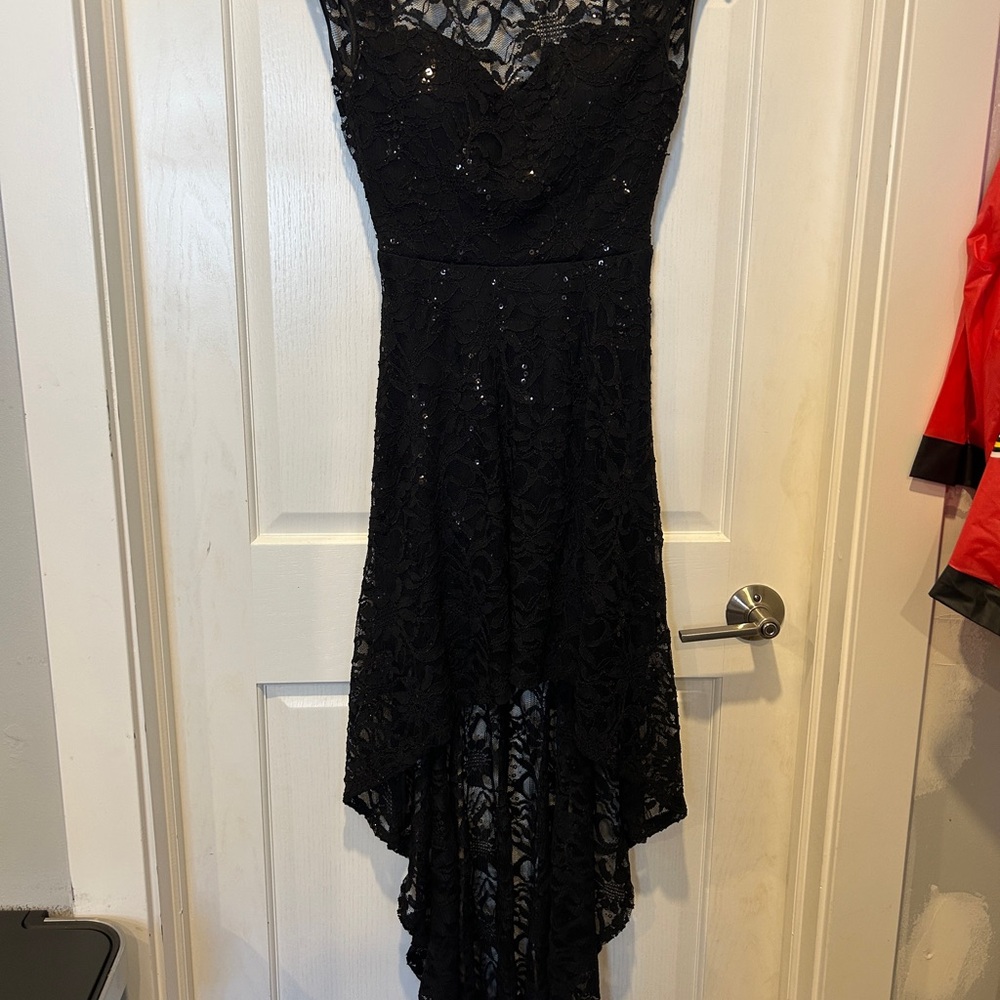 Elegant Black Lace Dress